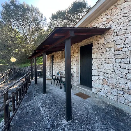 Monte Sacro Vakantieboerderij Mattinata